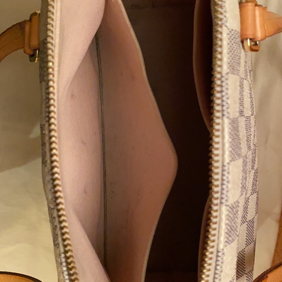 LOUIS VUITTON
Damier Azur Iena PM**Authentic***
Bag & wallet - Picture 7 of 16